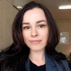 Фотография репетитора Иванова Марина Евгеньевна