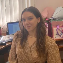 Фотография репетитора Лошкарева Полина Николаевна