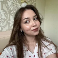 Фотография репетитора Зуева Алина Алексеевна