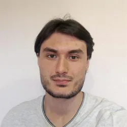 Фотография репетитора Акбашев Роберт Альбертович