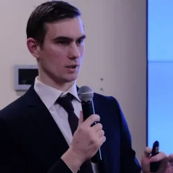 Фотография репетитора Крылов Александр Викторович