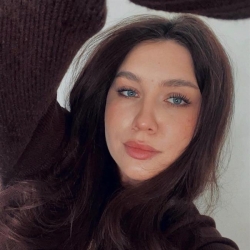 Фотография репетитора Зубатова Анастасия Михайловна