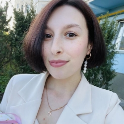 Фотография репетитора Варичева Евгения Олеговна