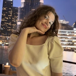 Фотография репетитора Бледнова Дарья Максимовна