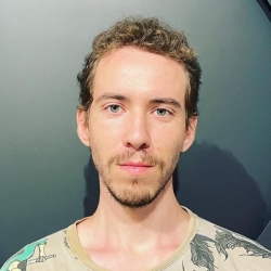 Фотография репетитора Попов Максим Вадимович