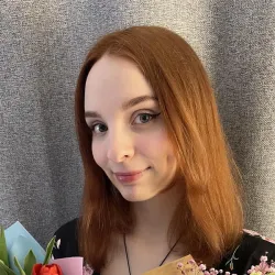 Фотография репетитора Иванова Алина Павловна