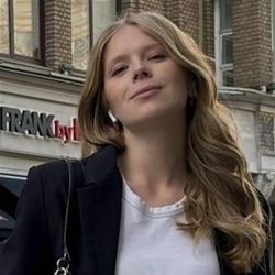 Фотография репетитора Анисимова Анна Алексеевна