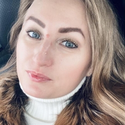 Фотография репетитора Ларионова Виолетта Юрьевна