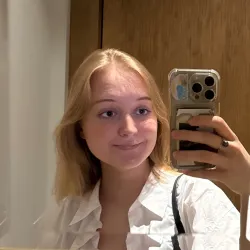 Фотография репетитора Хвалынская Полина Алексеевна