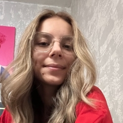 Фотография репетитора Илларионова Кристина Дмитриевна