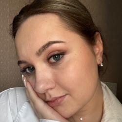 Фотография репетитора Наумова Ульяна Александровна