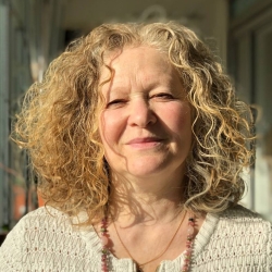 Фотография репетитора Минаева Александра Эммануиловна