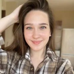 Фотография репетитора Рязанова Элина Романовна