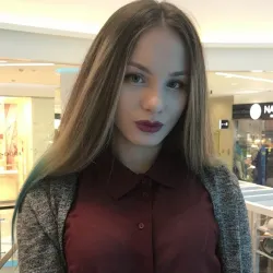 Фотография репетитора Бондарева Полина Алексеевна