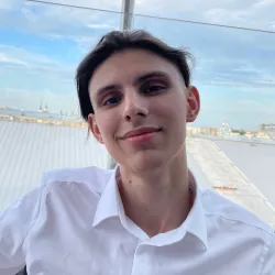 Фотография репетитора Комаров Денис Михайлович