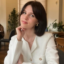 Фотография репетитора Уракова Анастасия Владимировна