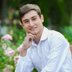 Фотография репетитора Бадиршаев Руслан Азамович