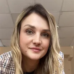Фотография репетитора Мельникова Елена Олеговна