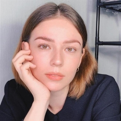 Фотография репетитора Варнакова Полина Сергеевна