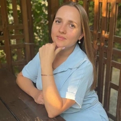 Фотография репетитора Нагорная Анна Сергеевна