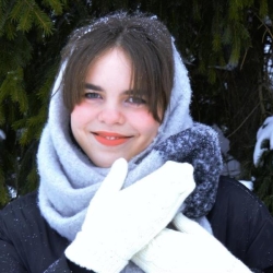 Фотография репетитора Валяева Анастастасия Алексеевна