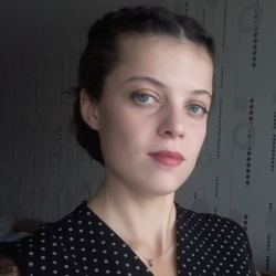 Фотография репетитора Конькова Елена Сергеевна