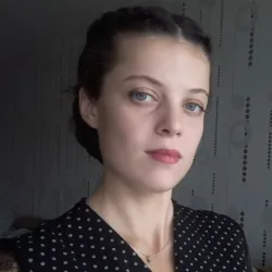 Фотография репетитора Конькова Елена Сергеевна