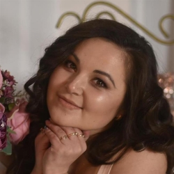 Фотография репетитора Батырова Яна Тенистиковна