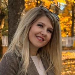 Фотография репетитора Глушко Юлия Николаевна