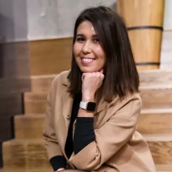 Фотография репетитора Хуснутдинова Алина Фархатовна