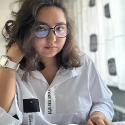 Фотография репетитора Ерешова Наргиз Эльдаровна