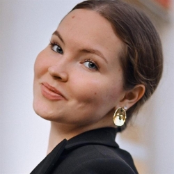 Фотография репетитора Николаева Софья Анатольевна