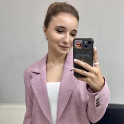 Фотография репетитора Смородина Алина Дмитриевна