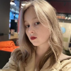 Фотография репетитора Галлер Дарья Андреевна