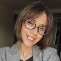 Фотография репетитора Розевика Александра Валерьевна