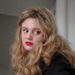 Фотография репетитора Рева Алина Денисовна