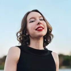 Фотография репетитора Максимушкина Полина Валерьевна