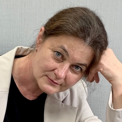 Фотография репетитора Свиридова Виктория Борисовна