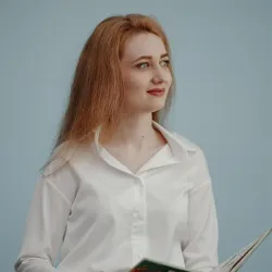 Фотография репетитора Толстопятова Софья Николаевна