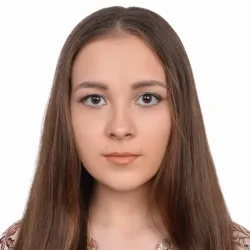 Фотография репетитора Ахмадиева Адиля Алмазовна