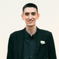 Фотография репетитора Исаметов Александр Валерьевич