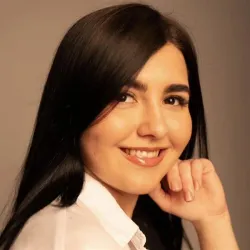 Фотография репетитора Зверева Лидия Евгеньевна