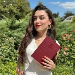 Фотография репетитора Алмазова Элеонора Алиевна