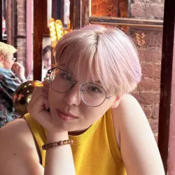 Фотография репетитора Комарова Екатерина Валерьевна