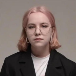 Фотография репетитора Пасаженникова Алена Алексеевна