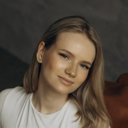 Фотография репетитора Рудковская Алена Сергеевна