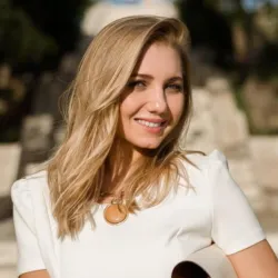 Фотография репетитора Мозговая Анастасия Александровна