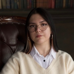 Фотография репетитора Каминская Ульяна Геннадьевна