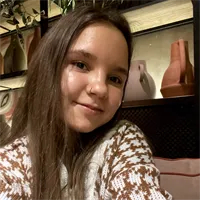 Фотография репетитора Хусаинова Карина Расуловна