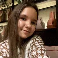 Фотография репетитора Хусаинова Карина Расуловна